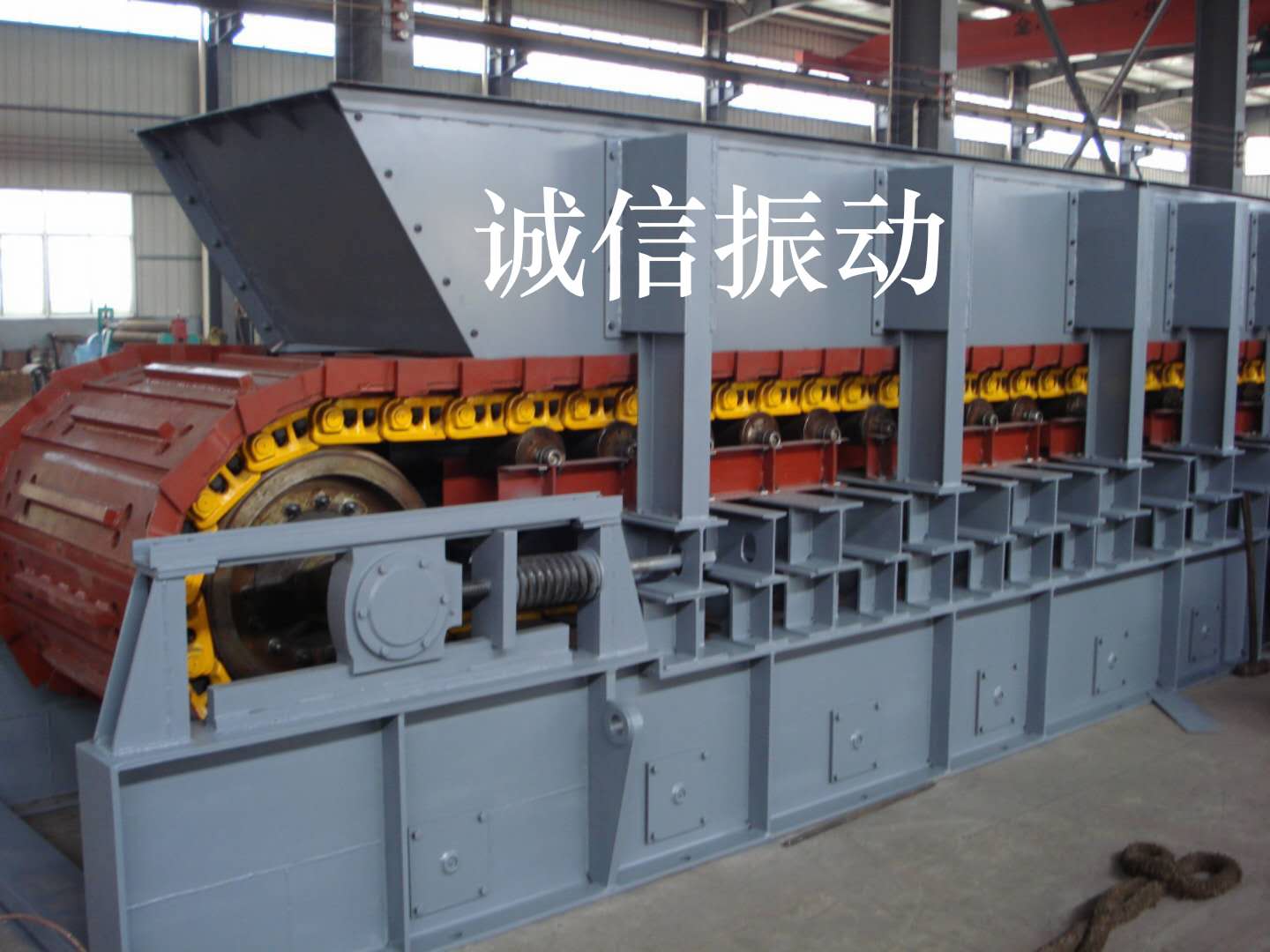 Belt and chain feeders